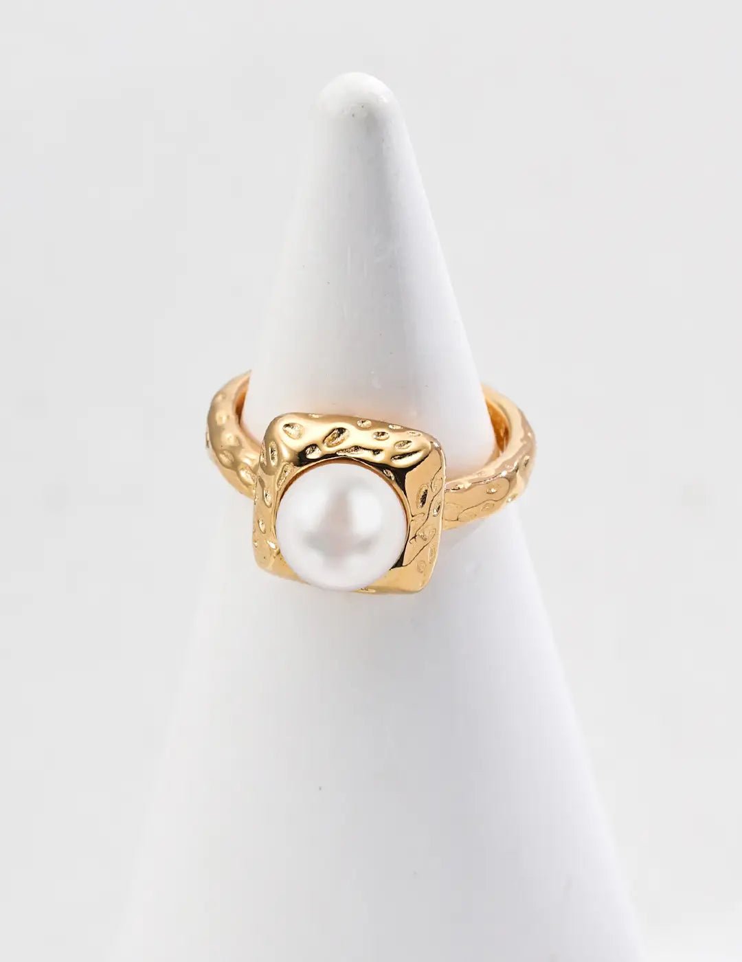 Arbor Pearl Rings