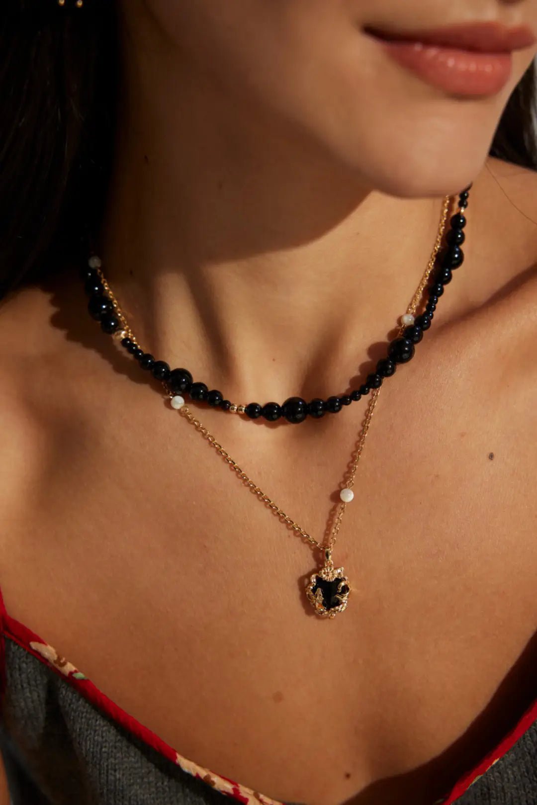 Cove Black Onyx Pendant Necklace - Image 3