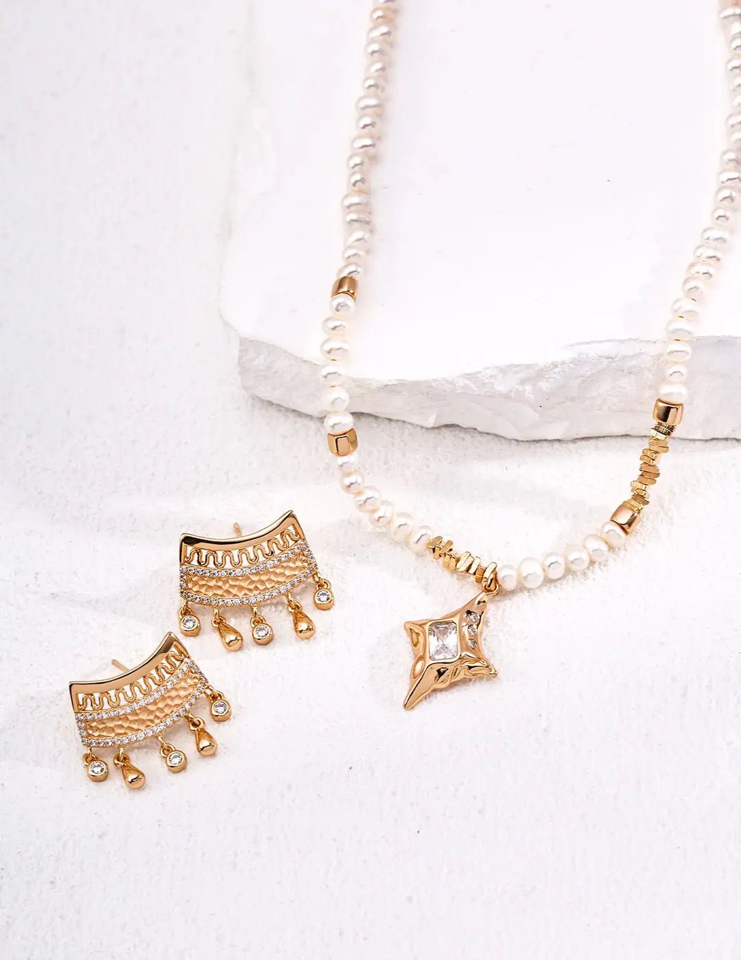 Eva Stones Earrings - Image 3