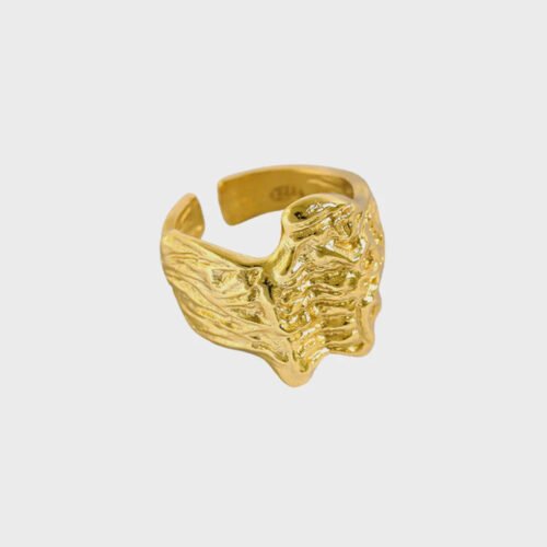 Erosia Gold Signet Ring